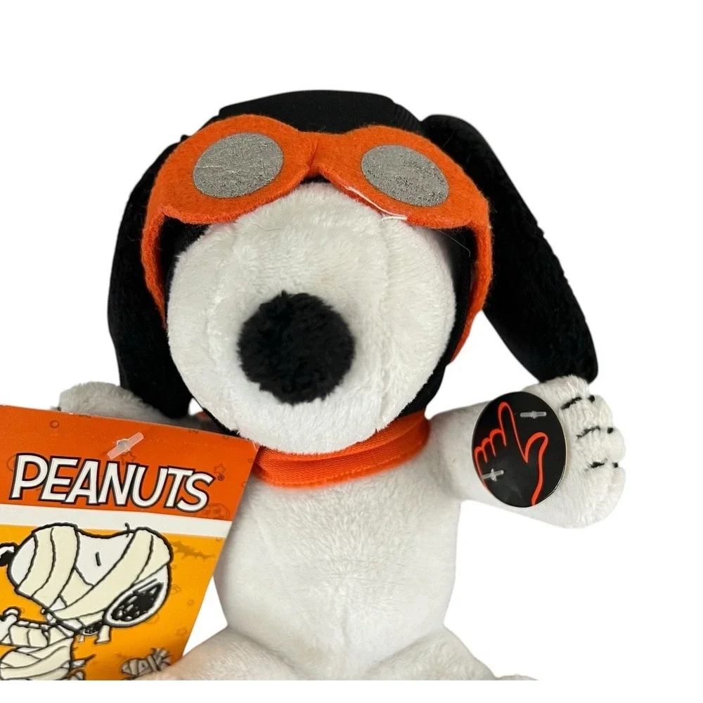 Peanuts Snoopy Ace Halloween Flying Doghouse Animated Musical Light Up
